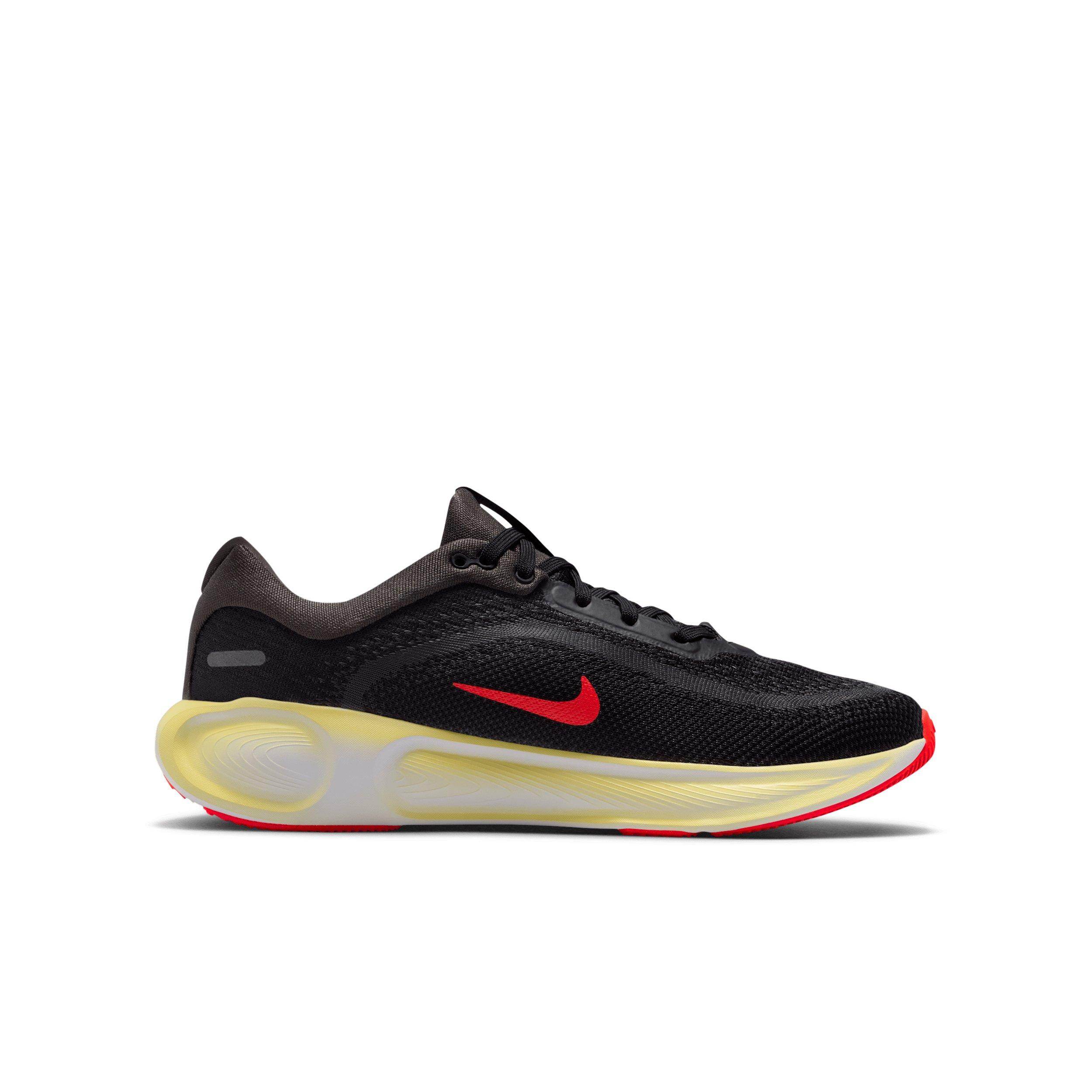 Nike Stellar Ride "Black/Medium Ash/Light Crimson/Bright Crimson" Grade School Boys' Running Shoe - BLACK/MD ASH/LT CRIMSON/CRIMSON